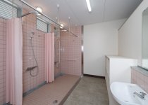 　１階　女子シャワー室